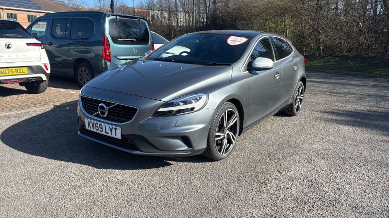 Volvo V40 D2 [122] R DESIGN Edition 5dr Diesel Hatchback